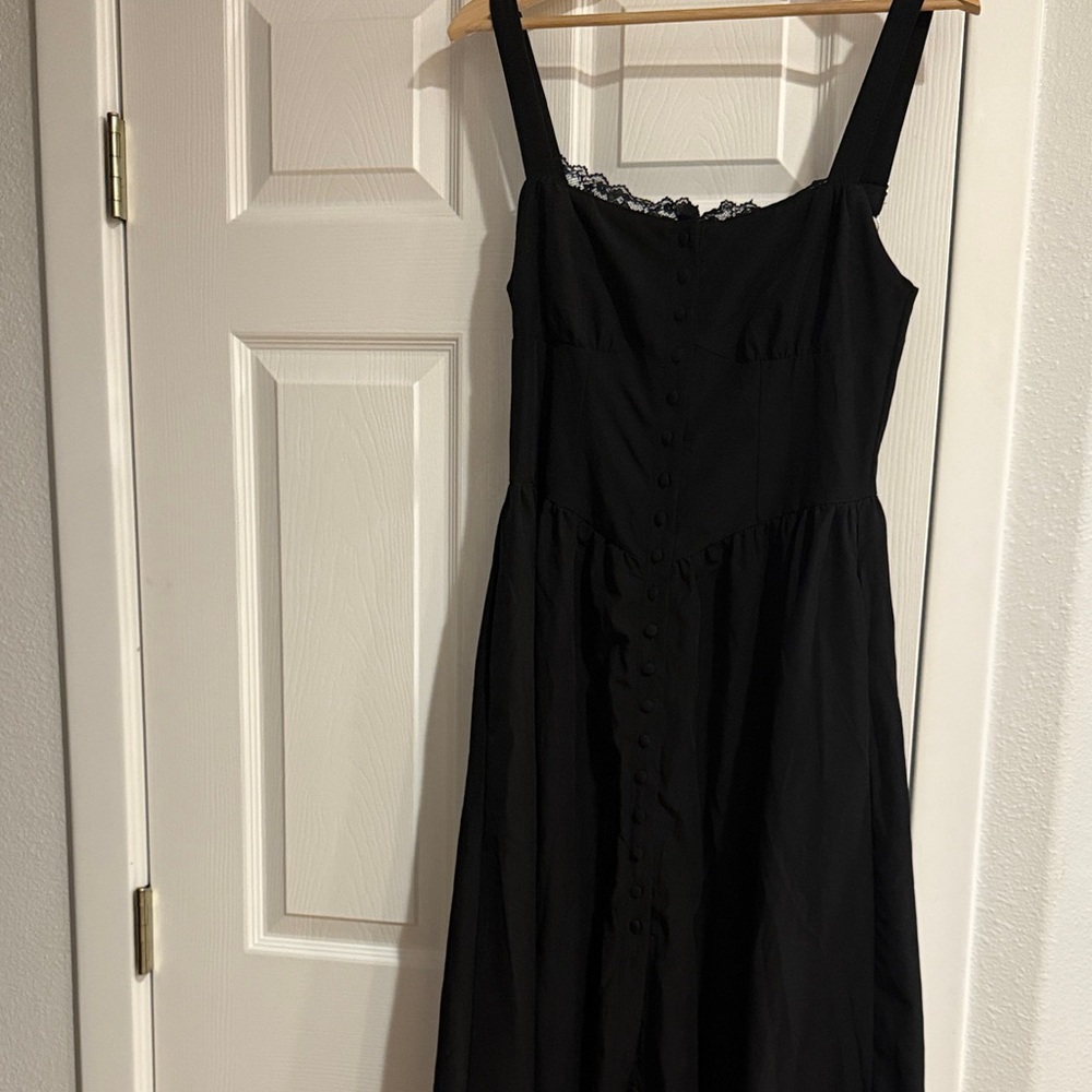 Elegant Black Sleeveless Dress
